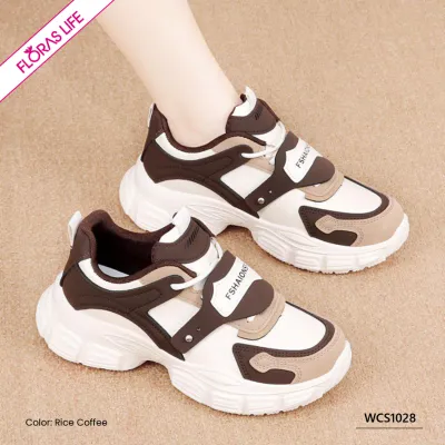 RELAXED WALK WOMEN’S CASUAL SHOE